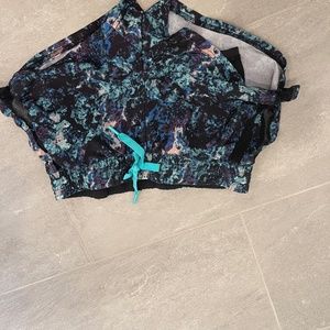 Fabletics shorts